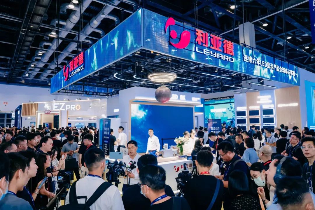 “AI+智能显示”引领未来 BSport体育官网新品InfoComm展大放异彩