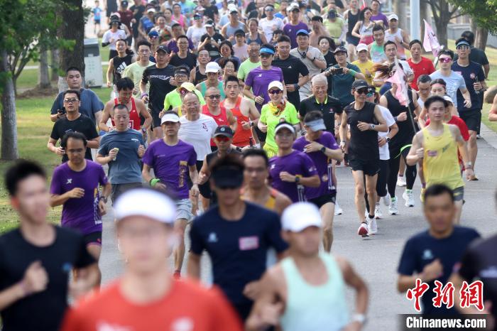 2024南京马拉松11月17日开跑 云锦奖牌设计引关注