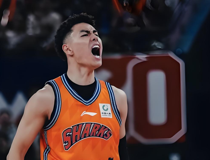 上海队豪取八连胜登顶积分榜 夺冠悬念渐小