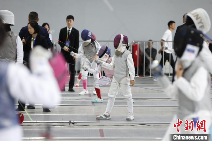 空港杯西安击剑公开赛在西咸新区空港新城正式
