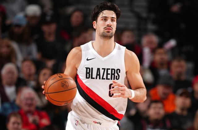 休赛期小角色爆发 沃克、里弗斯等冲击顶薪