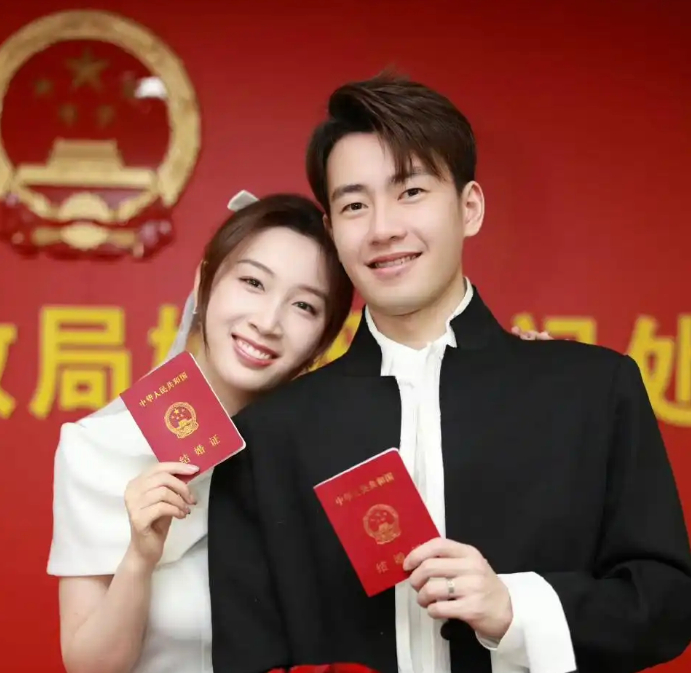 钱天一公布婚讯后正式攻读博士 从国乒退役开启